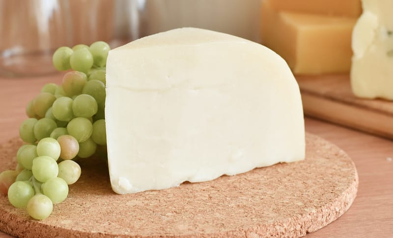 Prato сыр из козьего молока